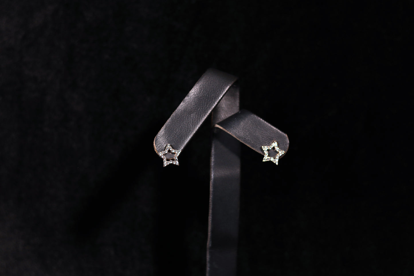 Star Ear Tops