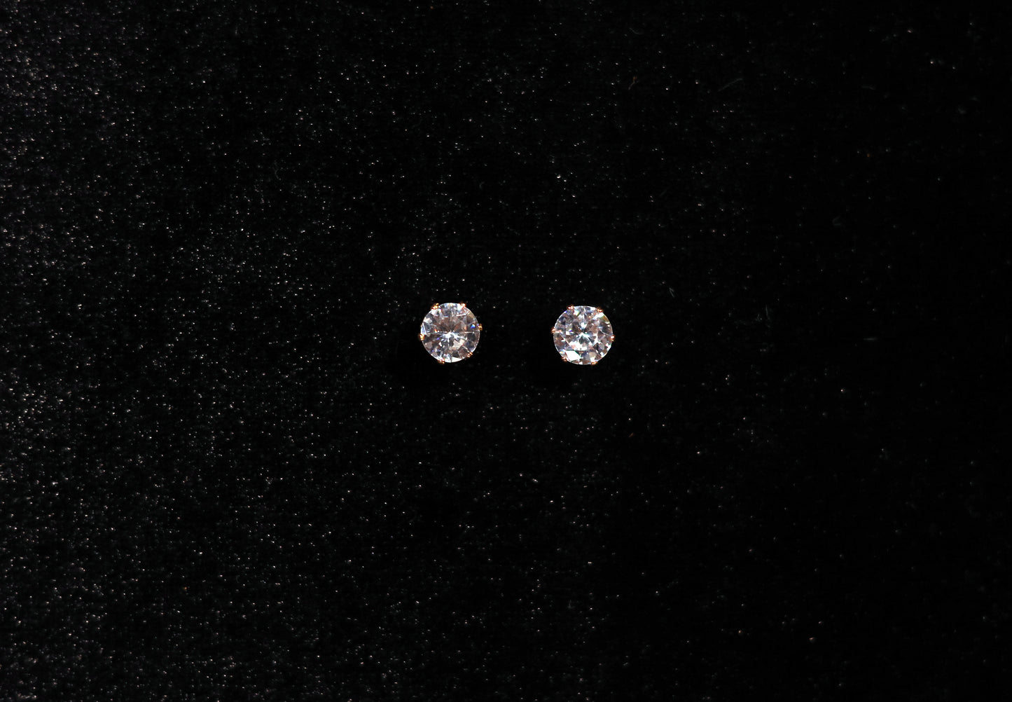 Stone Ear Tops