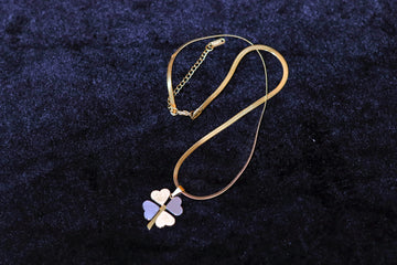 Delicate Floral Pendant Necklace